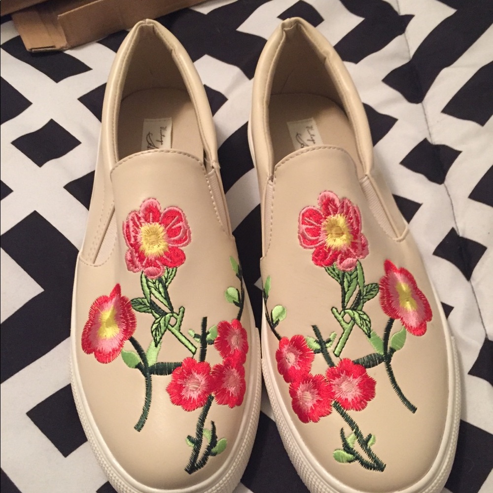 Tan with floral slip on flats(vintage Havana)
